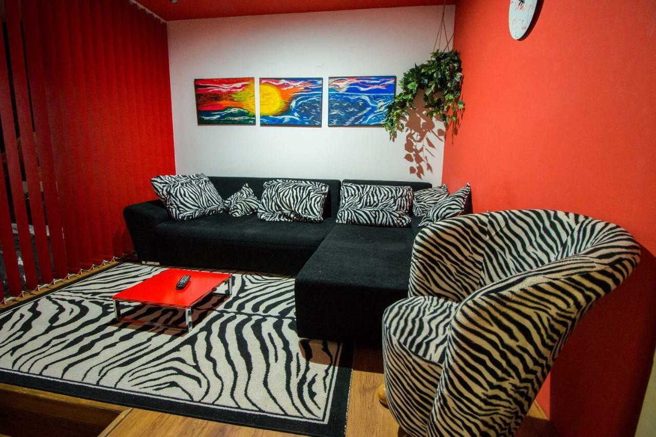 Flamingos Apartman & Fitness Centar Osijek - Blizina Bolnice Kbc Osijek Exteriör bild