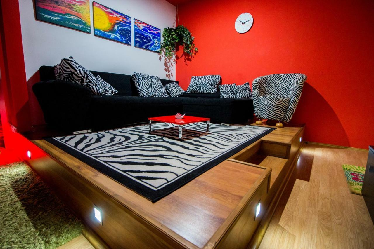 Flamingos Apartman & Fitness Centar Osijek - Blizina Bolnice Kbc Osijek Exteriör bild